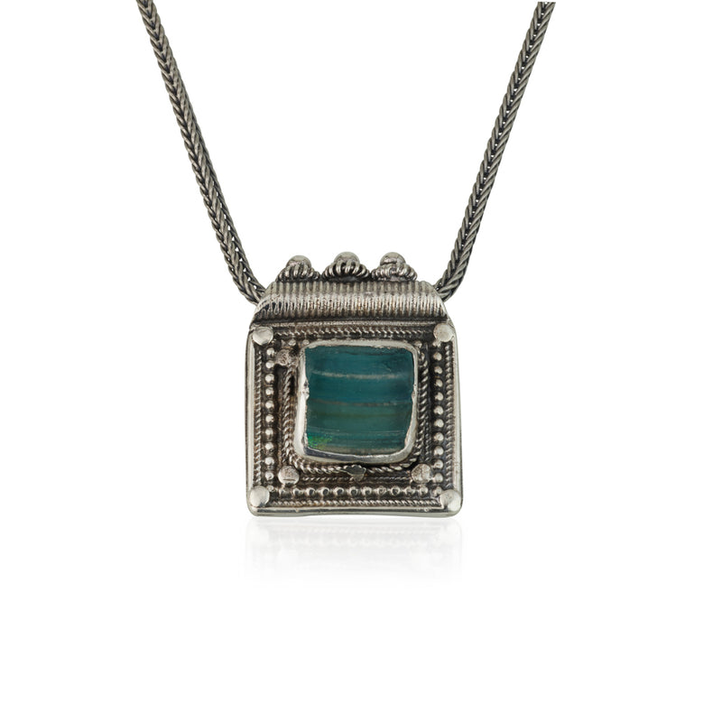 925 silver pendant set with Roman glass