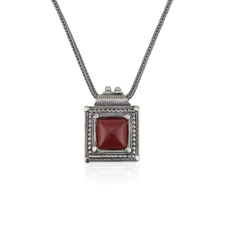 925 silver filigree pendant set with Carnelian stone