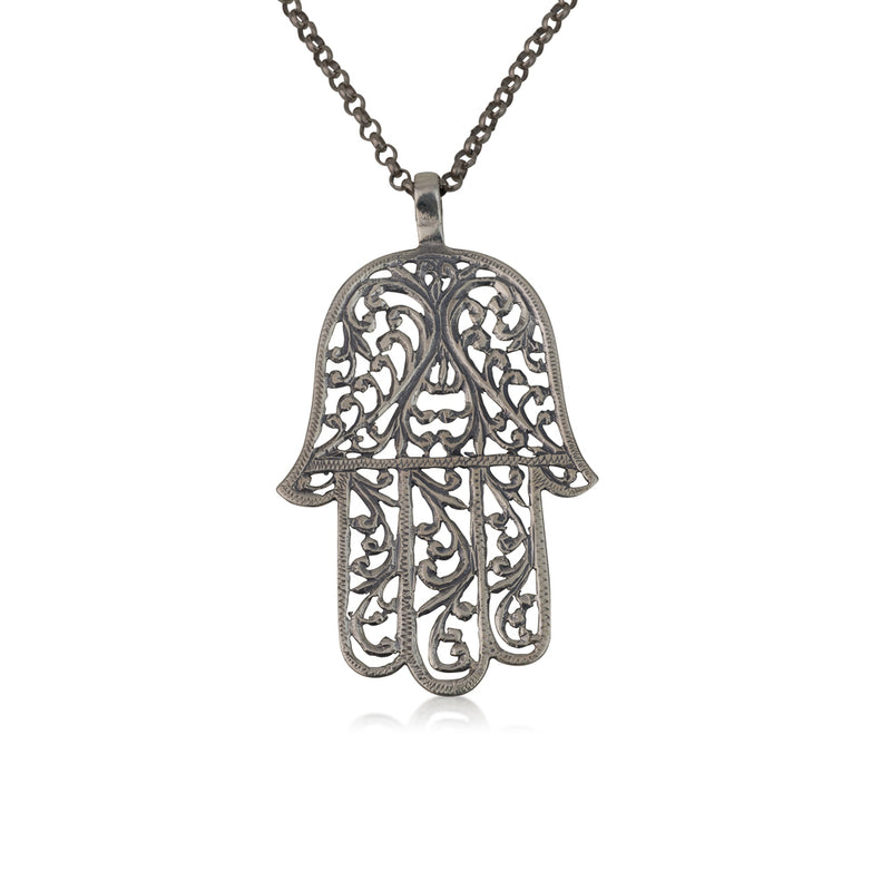 925 silver engraved hamsa pendant