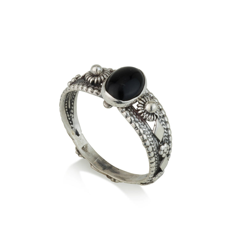 925 silver filigree ring set with black onyx stone