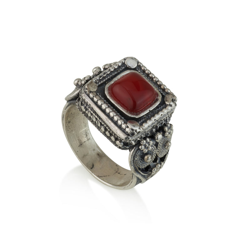 925 silver filigree ring set with Carnelian stone