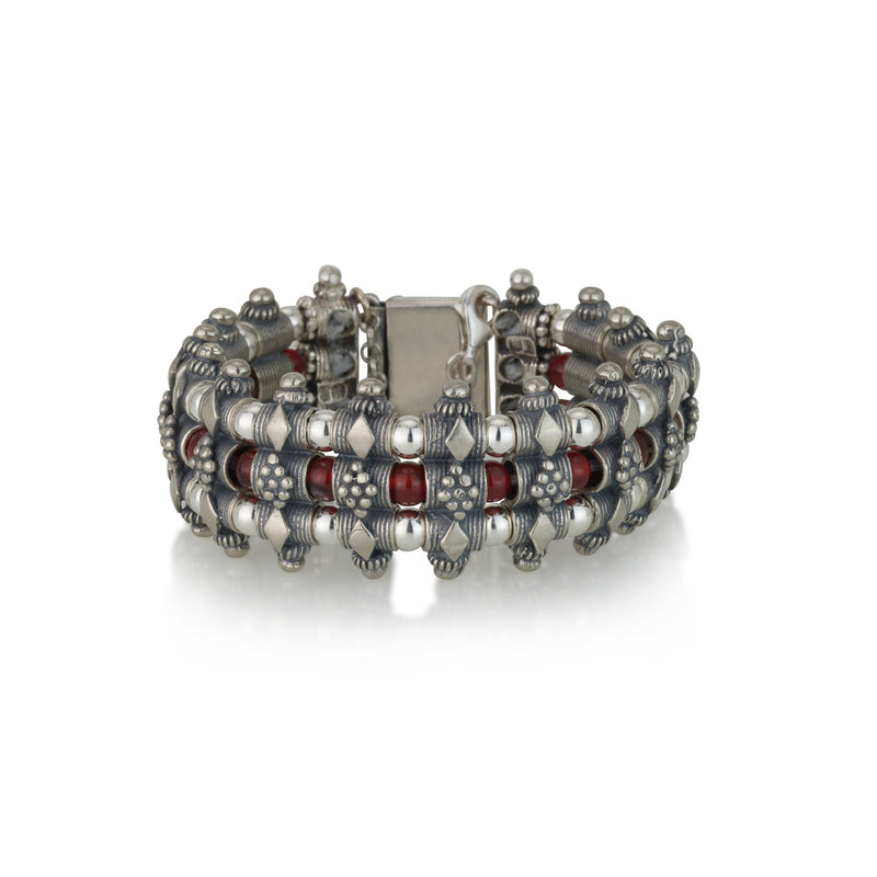 925 silver filigree bracelet with silver beads and Carnelian