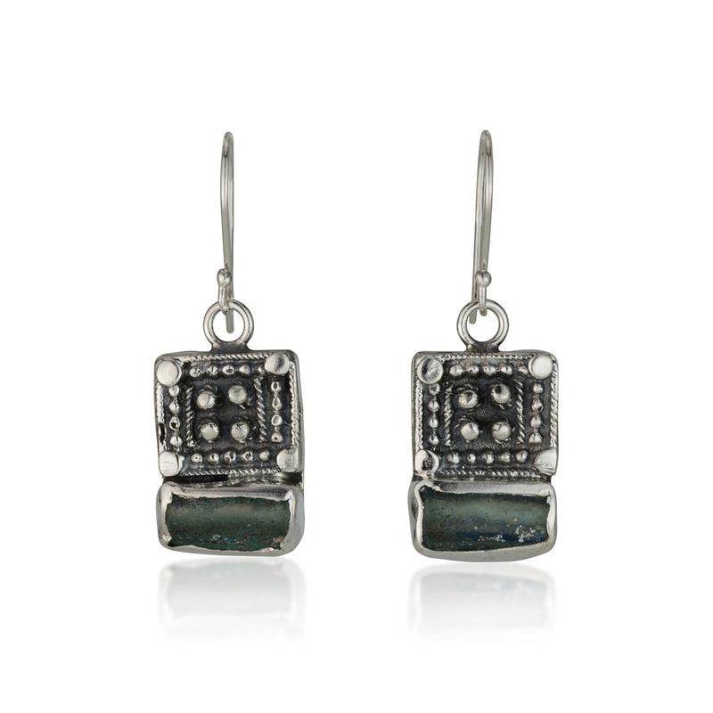 925 silver filigree earrings set with Roman glass