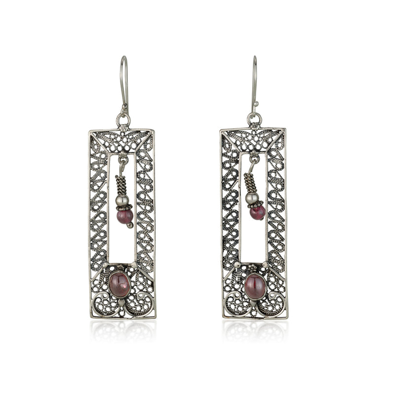 925 silver filigree earrings set with garnet stones