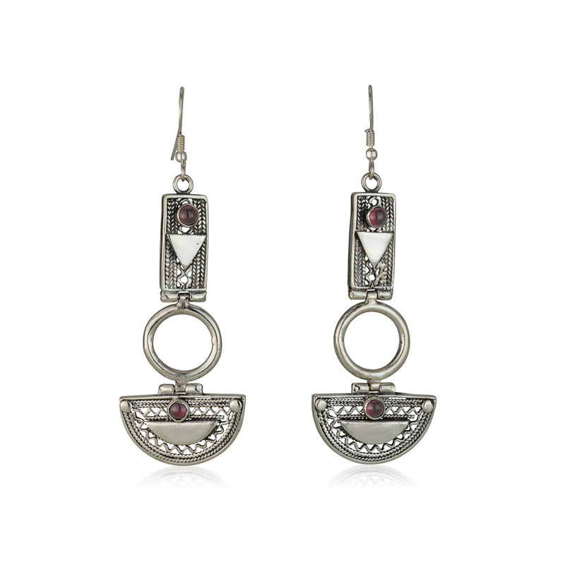 925 silver filigree earrings set with garnet stones